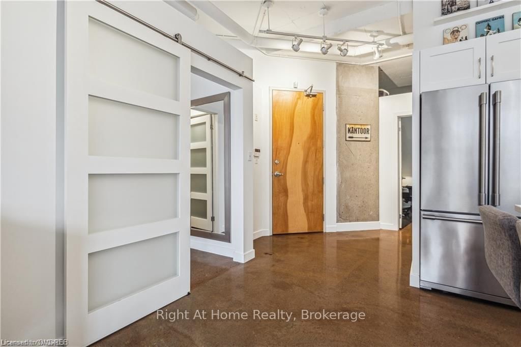 66 BAY Street S, Unit 308 - Photo 10