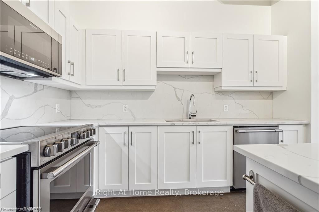 66 BAY Street S, Unit 308 - Photo 14