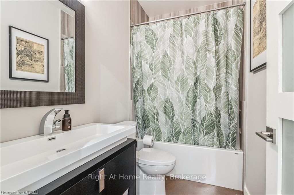 66 BAY Street S, Unit 308 - Photo 28