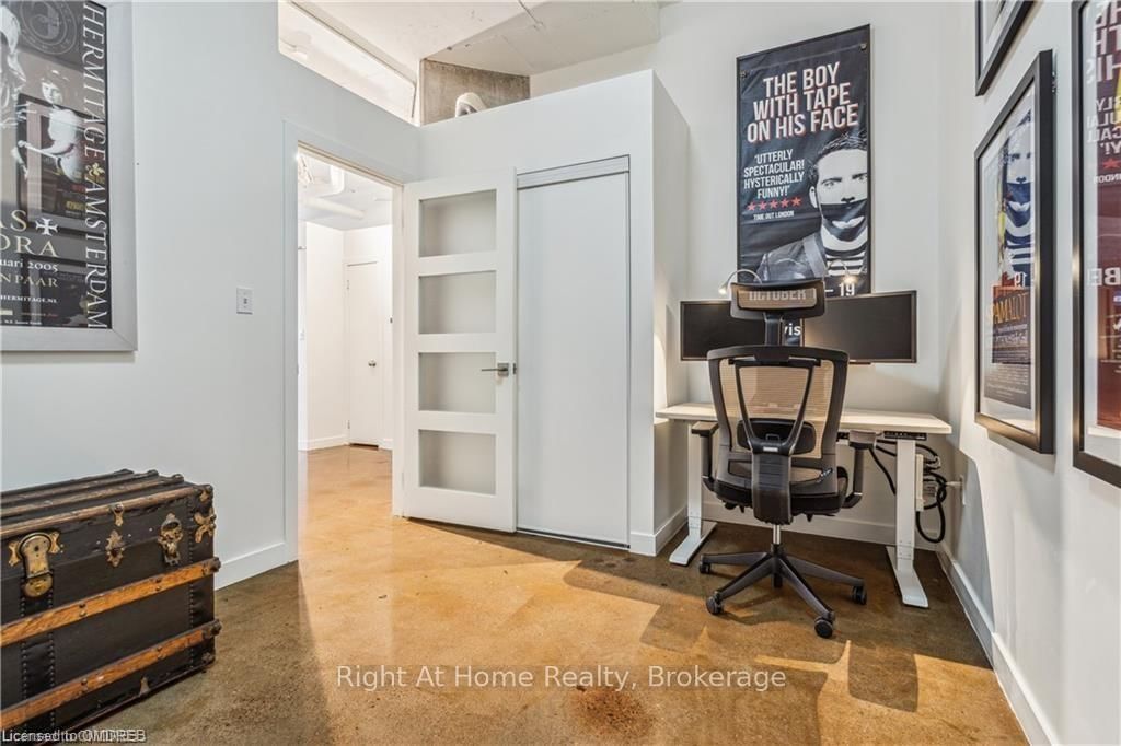 66 BAY Street S, Unit 308 - Photo 31