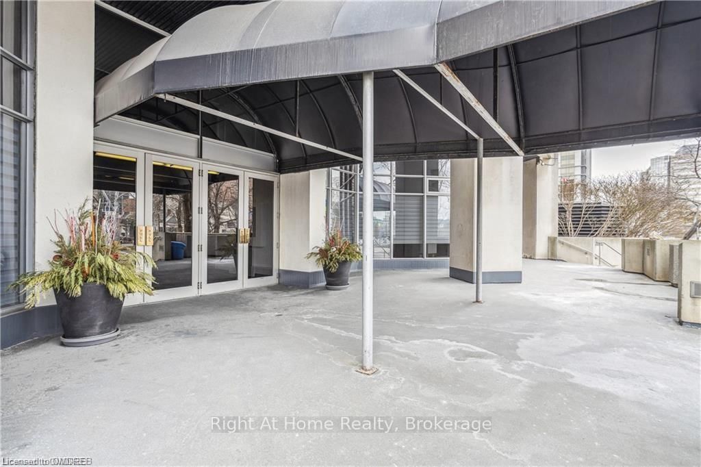 66 BAY Street S, Unit 308 - Photo 39