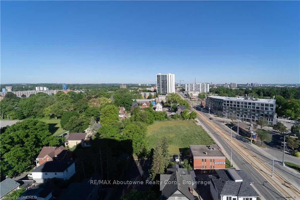 5 WELLINGTON Street S, Unit 1407 - Photo 12