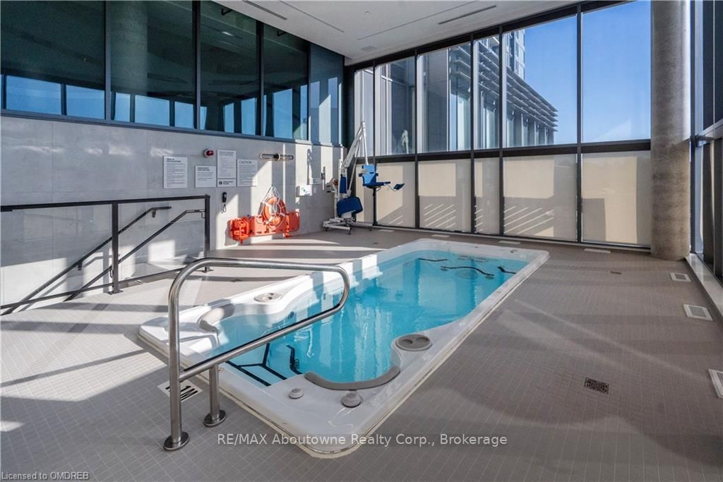 5 WELLINGTON Street S, Unit 1407 - Photo 15