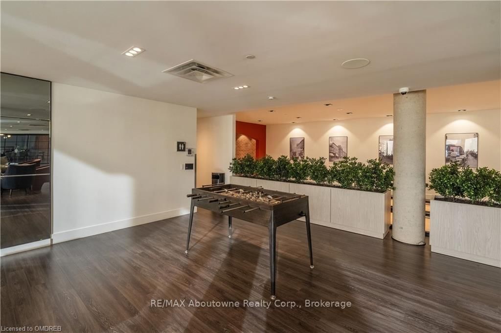 5 WELLINGTON Street S, Unit 1407 - Photo 22