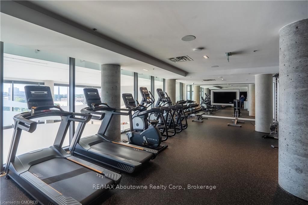 5 WELLINGTON Street S, Unit 1407 - Photo 23