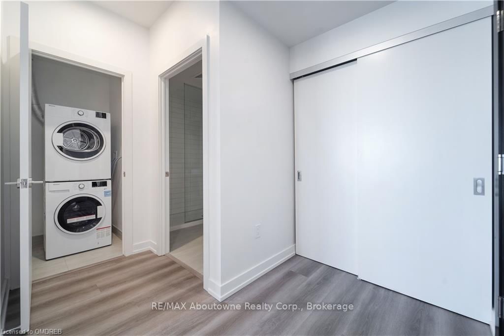 5 WELLINGTON Street S, Unit 1407 - Photo 7