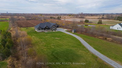 856 Lorraine Rd, Port Colborne -  image-0-1