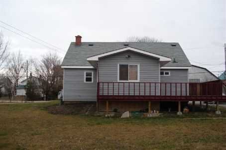 Detached House sold at 12 Mary Street, Kawartha Lakes, Omemee, K0L2W0 - MLS: X1055265