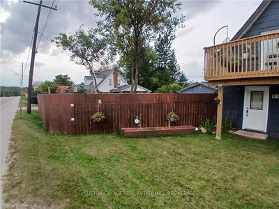 910 JOHN St, Mattawa - Mattawa image-0-2