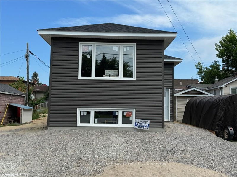 1556 FRASER St, North Bay - Central image-0-0