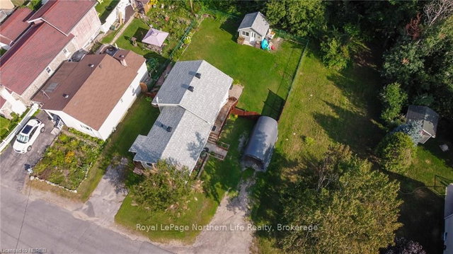 1043 METCALFE Street