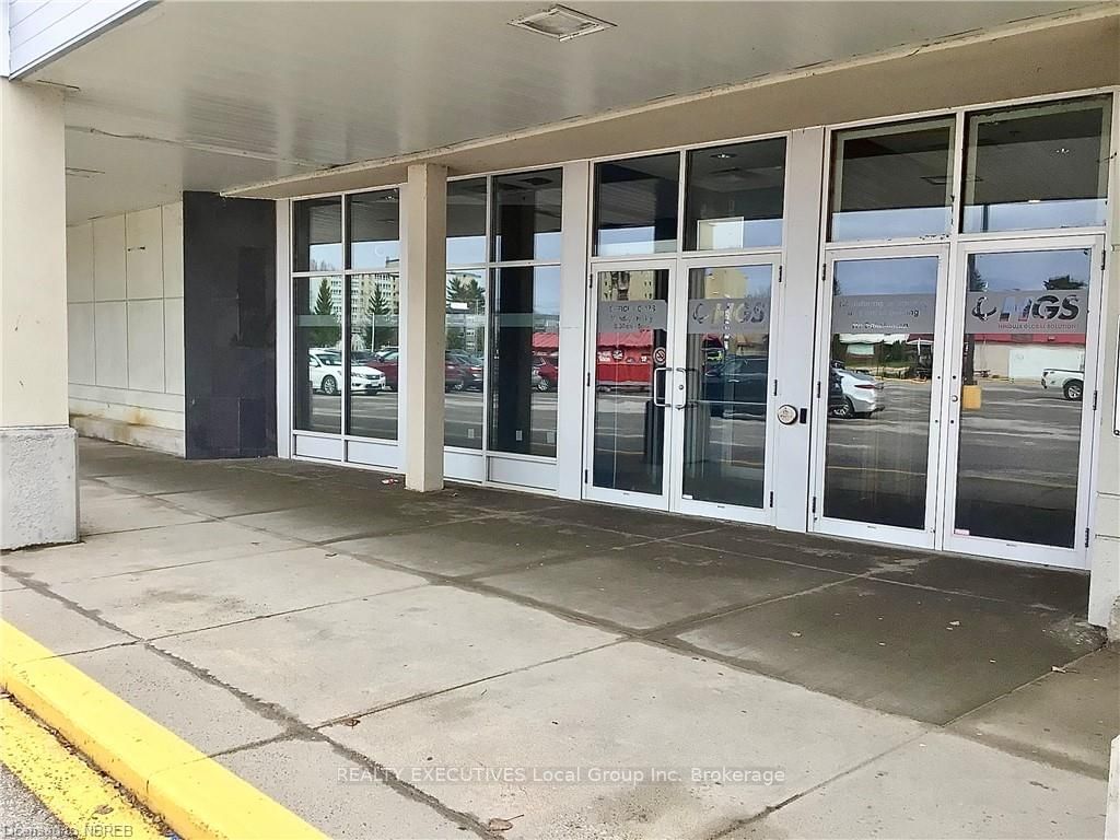 Commercial/Retail for lease at 390 LAKESHORE Drive, North Bay, Ferris, P1A 2C7 - MLS: X10709378