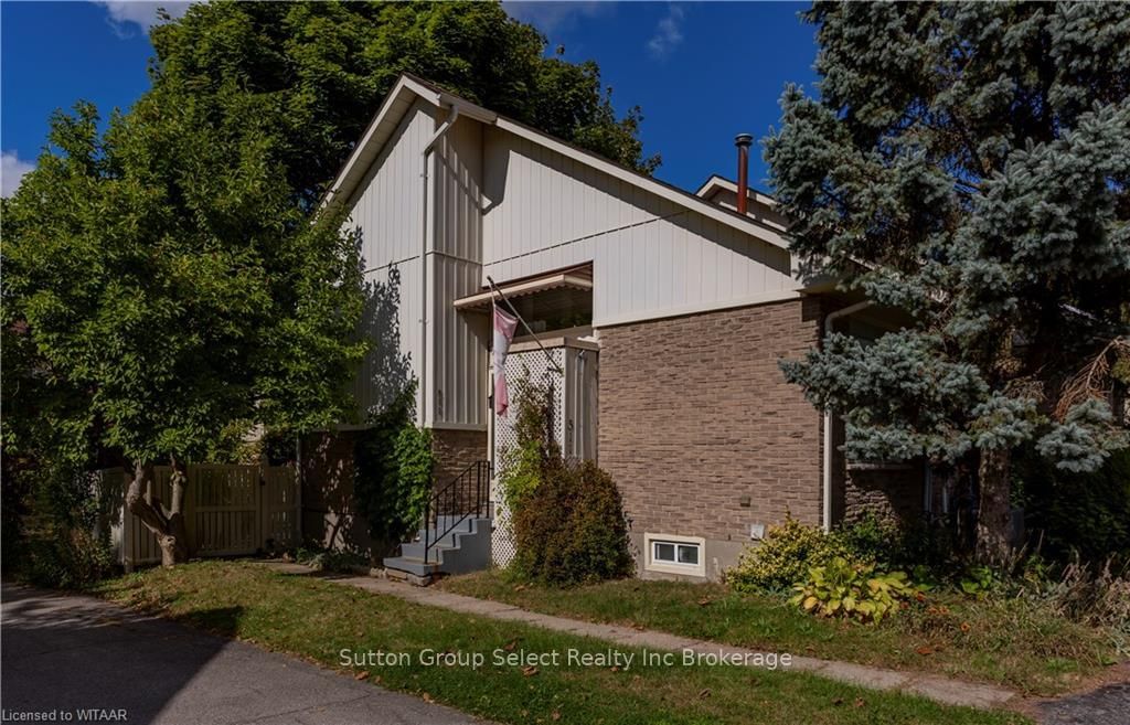 511 FERNDALE Court sold in London