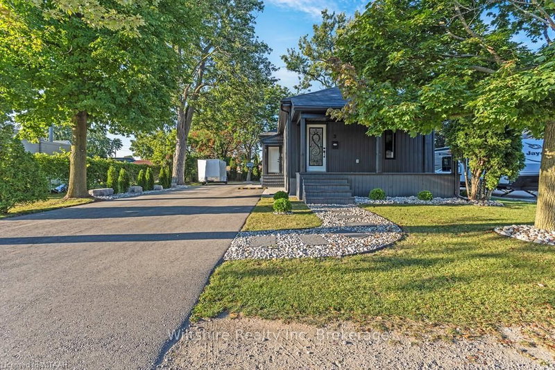 3 MARY St E, St. Thomas, N5R 2V7 | Image 2