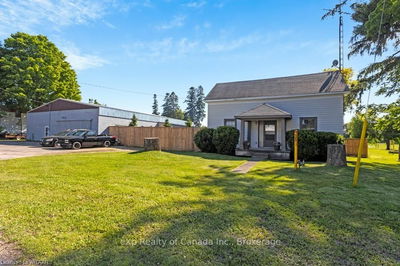 2033 MAIN St, Norfolk - Walsingham