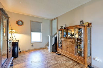 7069 TALBOT Tr, Chatham-Kent -  image-0-4