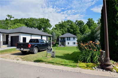 Unit 15 — 5 JOHN POUND Rd, Tillsonburg -  image-0-2