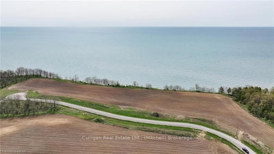 UNIT 2 BLUFFS Road — photo 3