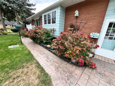 154 BLAKE St, Goderich -  image-0-3