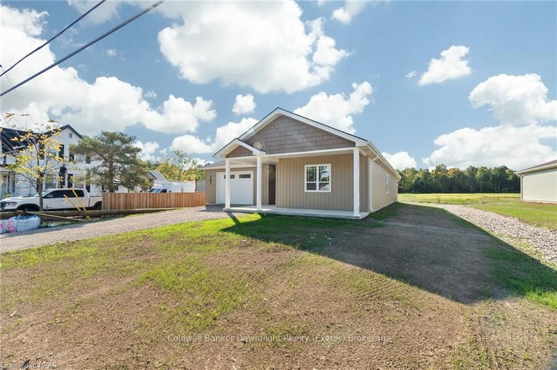 141 VICTORIA Ave E, South Huron, N0M 1M0 | Image 2