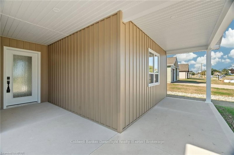 141 VICTORIA Ave E, South Huron, N0M 1M0 | Image 3