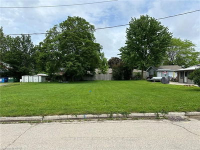 153 BRUCE St, Goderich - 