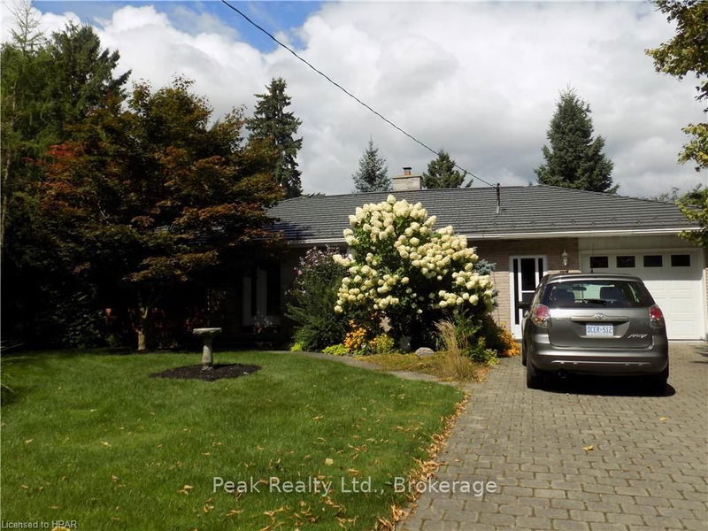 home for sale on 835 YORK Avenue N