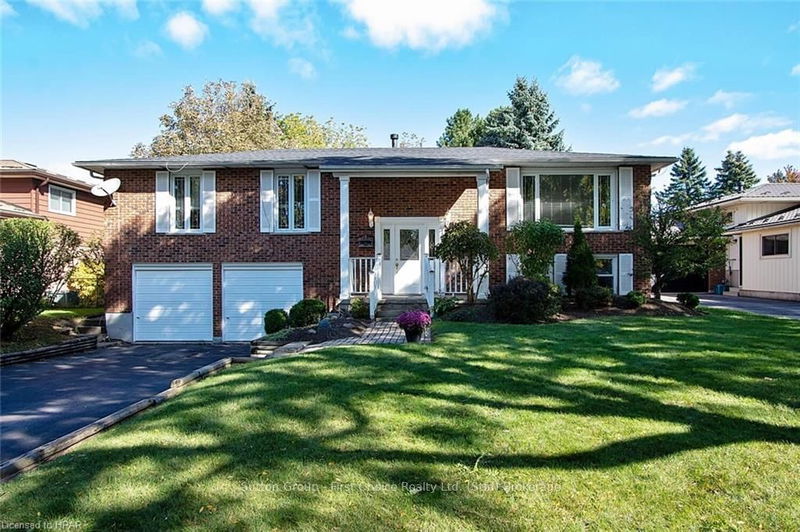 home for sale on 14 MURRAY HILL Road