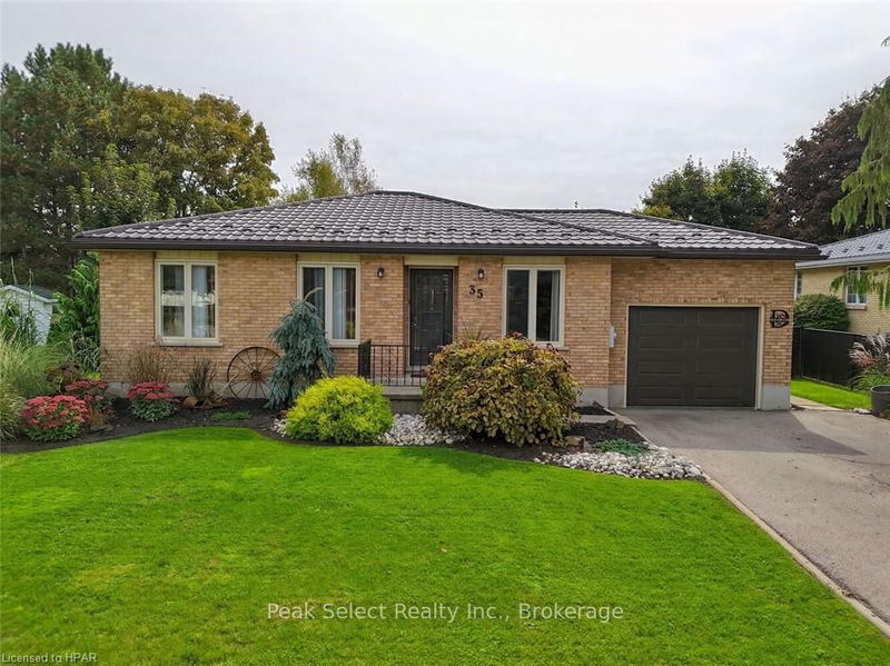 home for sale on 35 SPARLING CRES Crescent