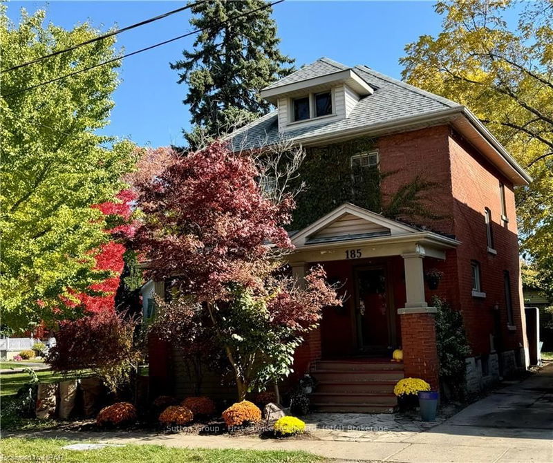 home for sale on 185 JOHN Street N