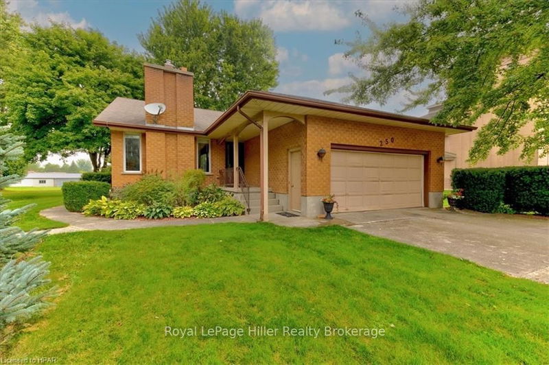 home for sale on 250 STELLA Avenue