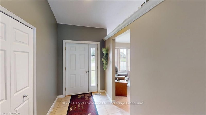 444 GRANDVIEW Rd, North Huron, N0G 2W0 | Image 2