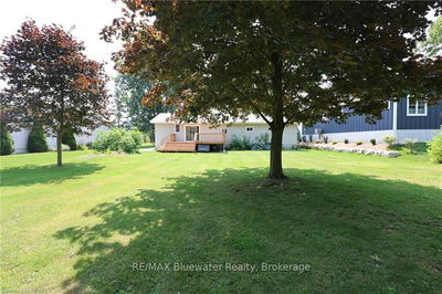 8328 BURWELL Rd, Lambton Shores -  image-0-4