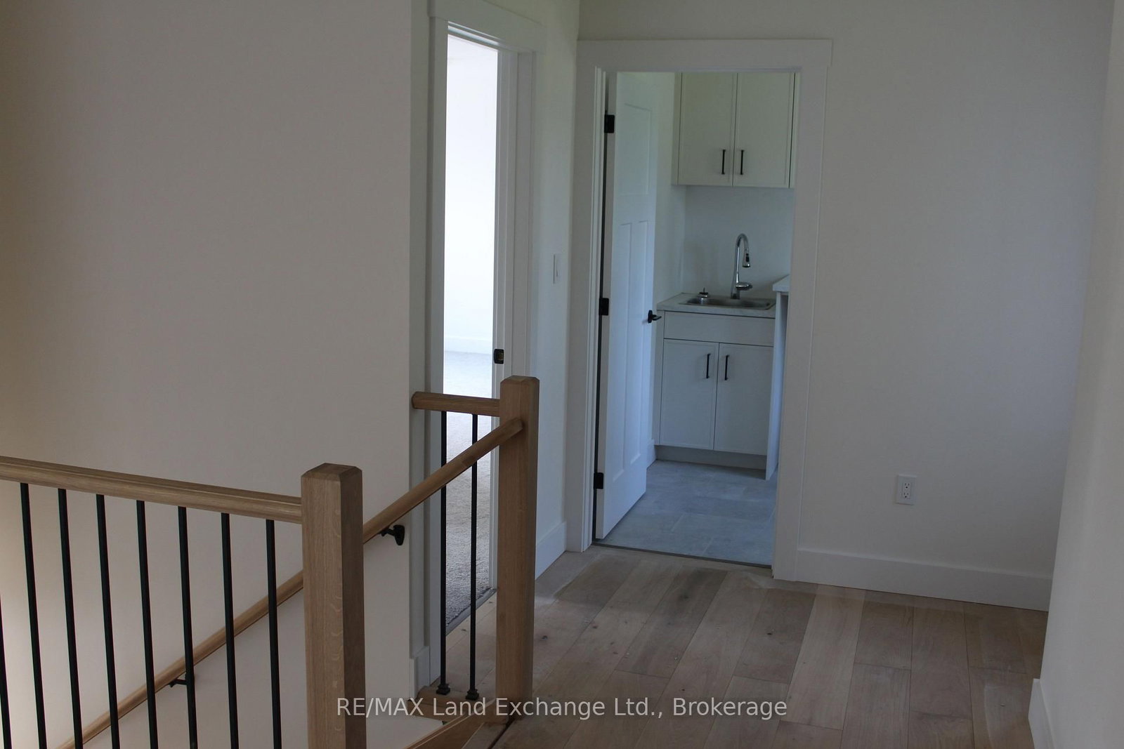 766 CAMPBELL Avenue • Kincardine, ON photo 9
