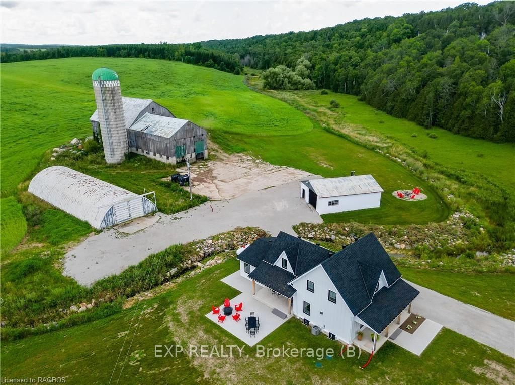 Listing Image 3