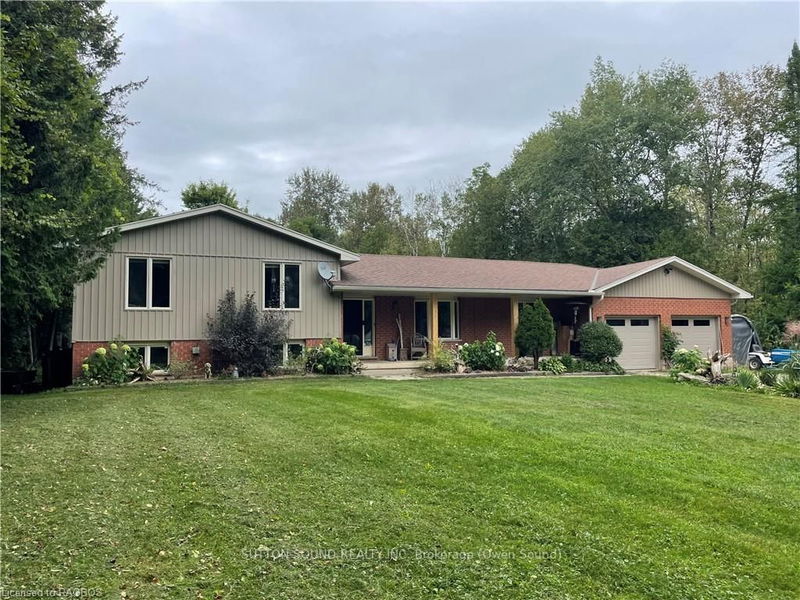 home for sale on 758155 GIRL GUIDE Road