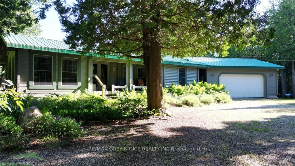 Detached House sold at 33 WHISKEY HARBOUR Road, Northern Bruce Peninsula, N0H 1X0 - MLS: X10846190