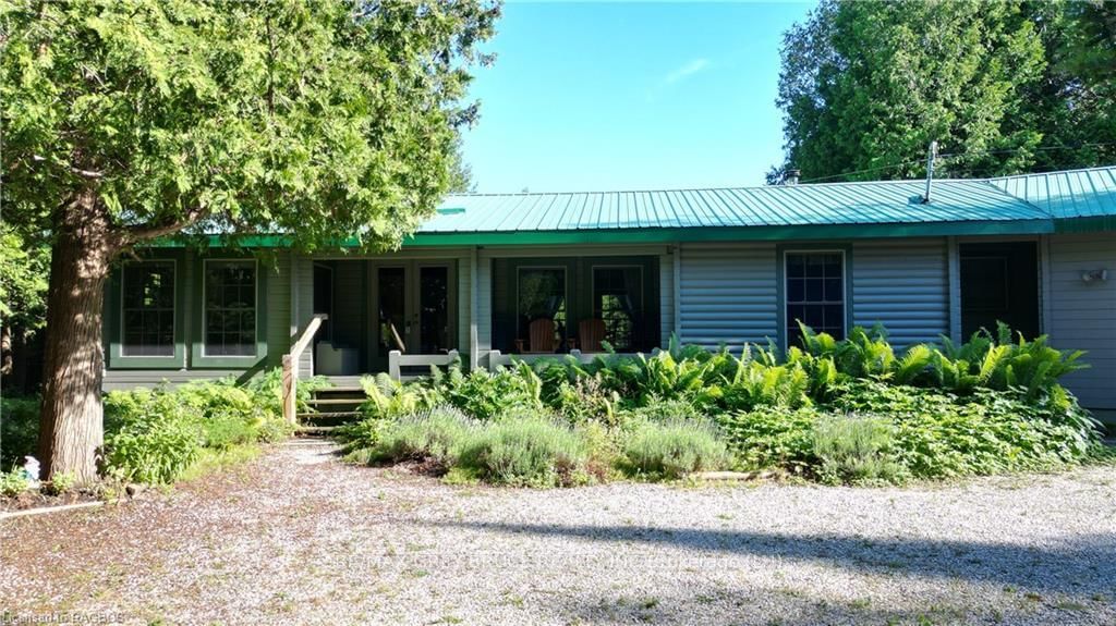Detached House sold at 33 WHISKEY HARBOUR Road, Northern Bruce Peninsula, N0H 1X0 - MLS: X10846190