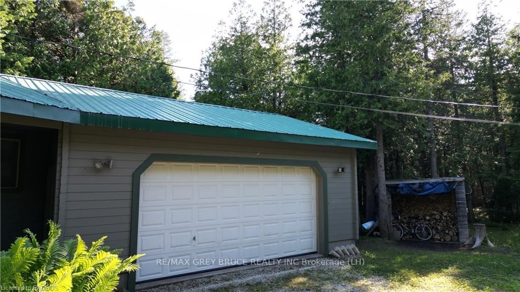 Detached House sold at 33 WHISKEY HARBOUR Road, Northern Bruce Peninsula, N0H 1X0 - MLS: X10846190