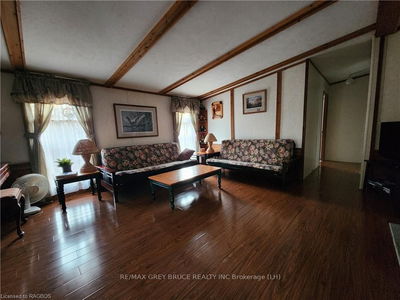 41 MAPLE Dr, Northern Bruce Peninsula - Northern Bruce Peninsula image-0-3