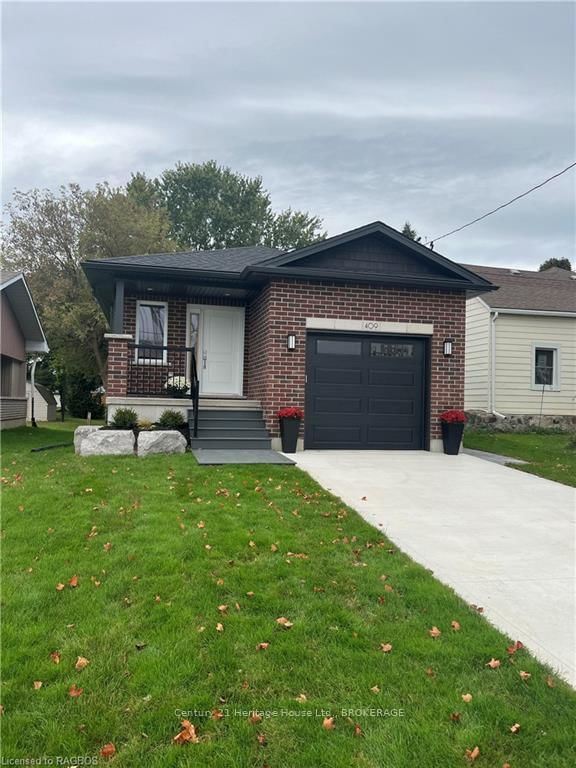 home for sale on 409 DURHAM Street