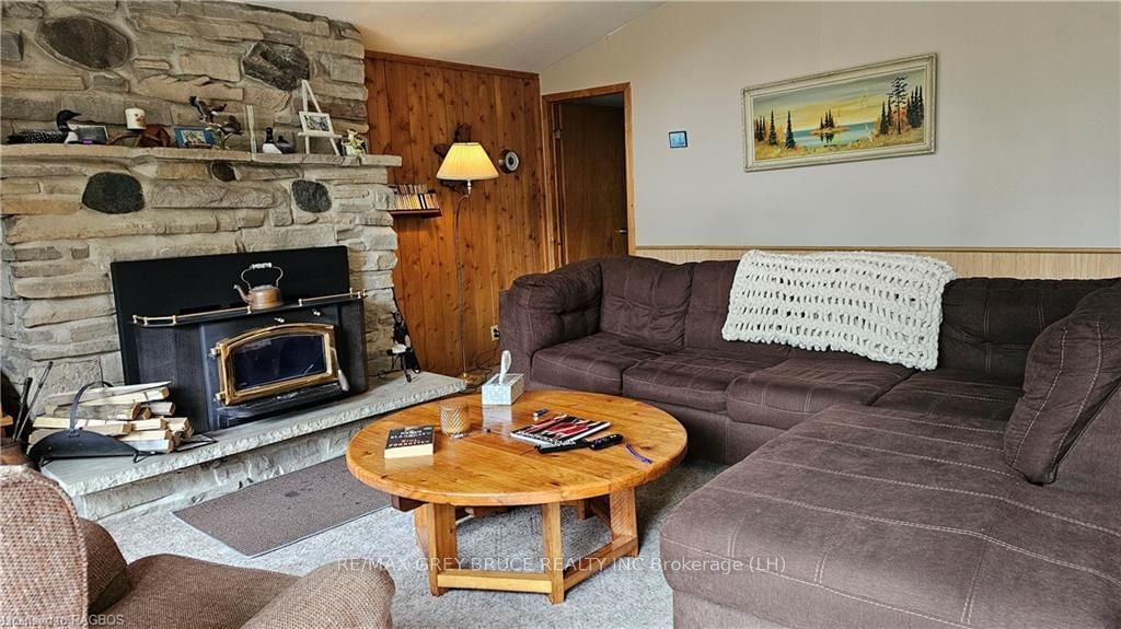Detached House sold at 60 BURMA Road, Northern Bruce Peninsula, N0H 1W0 - MLS: X10846920