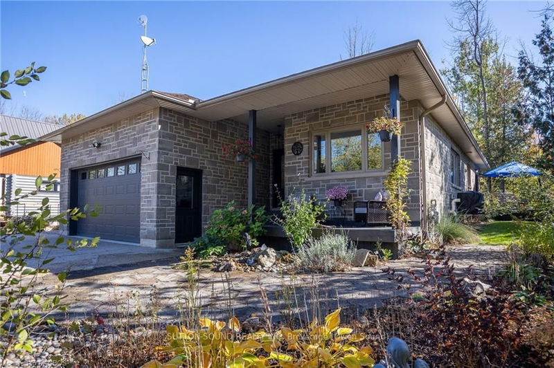 home for sale on 170 LAKESHORE Road