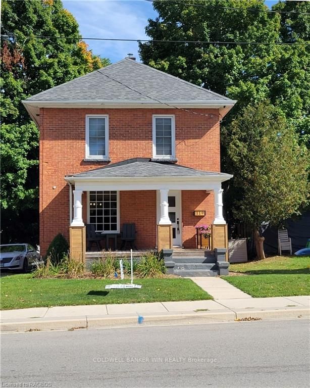 home for sale on 119 BRUCE Street N