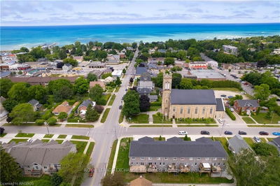 881 PRINCES St, Kincardine -  image-0-1