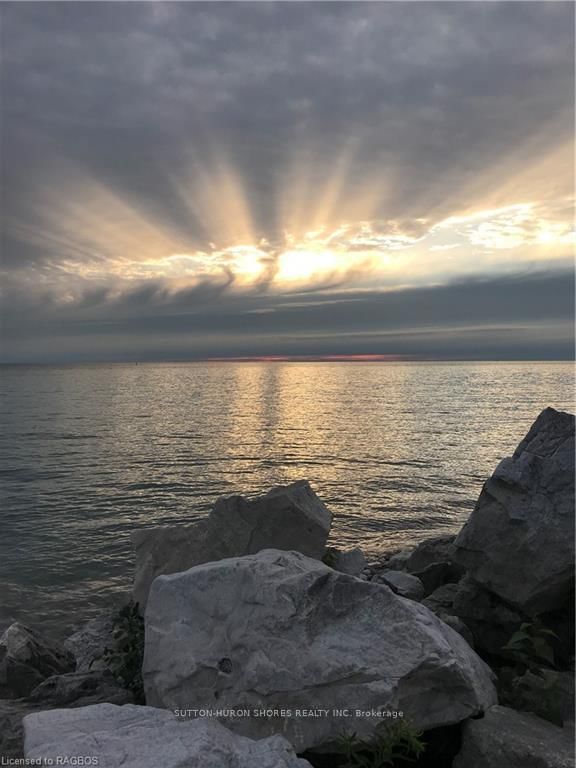 95 MCVICAR St, Saugeen Shores, N0H 2C0 | Image 3