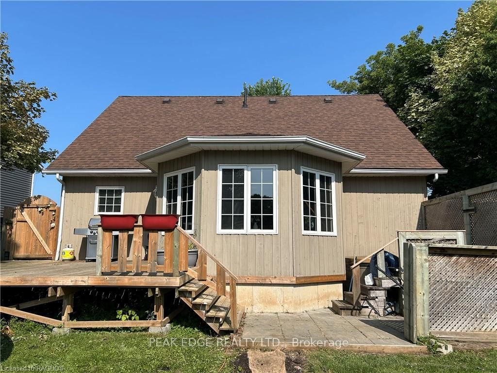 Listing Image 4