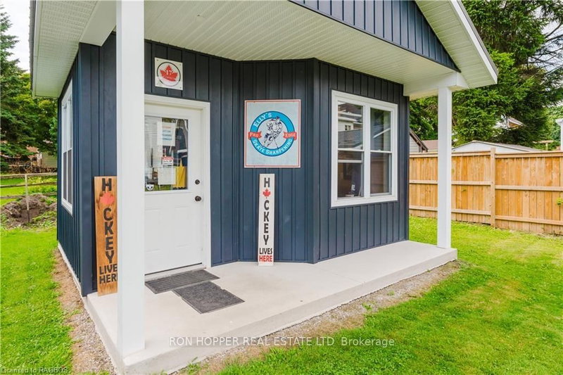 1666 3RD Ave W, Owen Sound, N4K 4R4 | Image 2