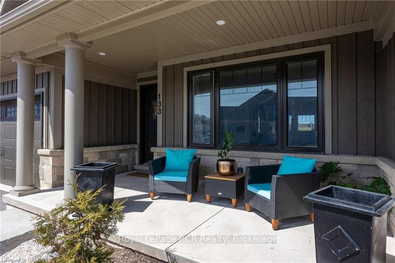 133 HAWTHORN Cres, Georgian Bluffs, N0H 1S0 | Image 2