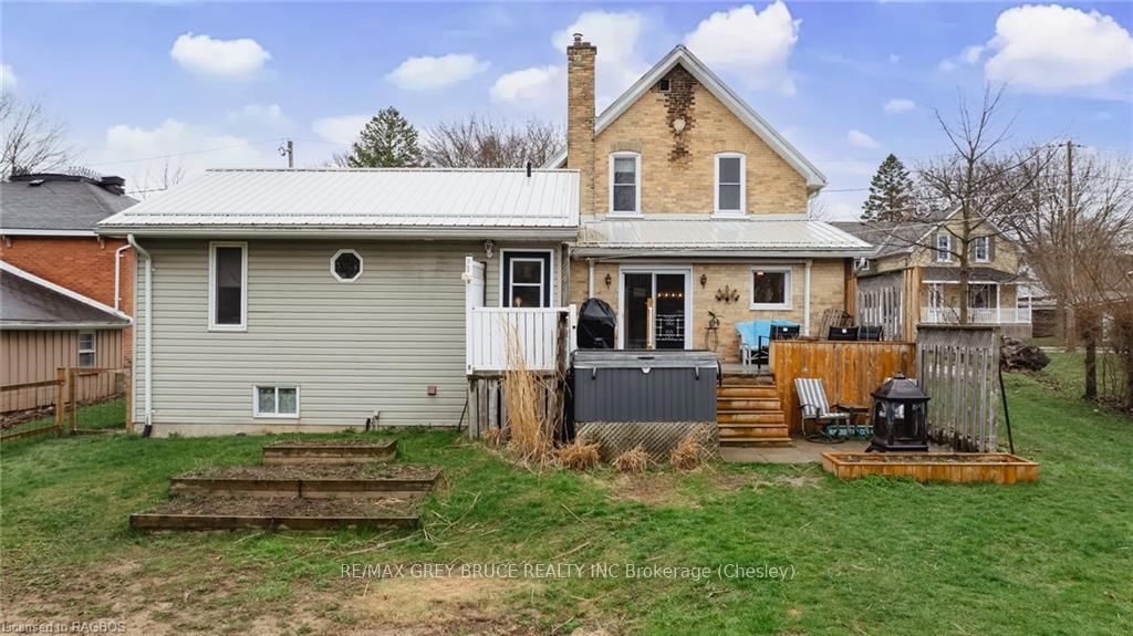 Listing Image 4